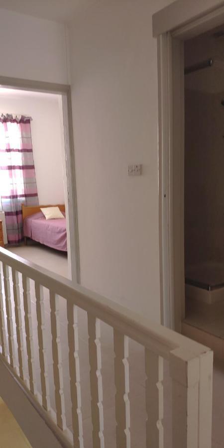 Villa Isabella Townhouse à Paphos Extérieur photo